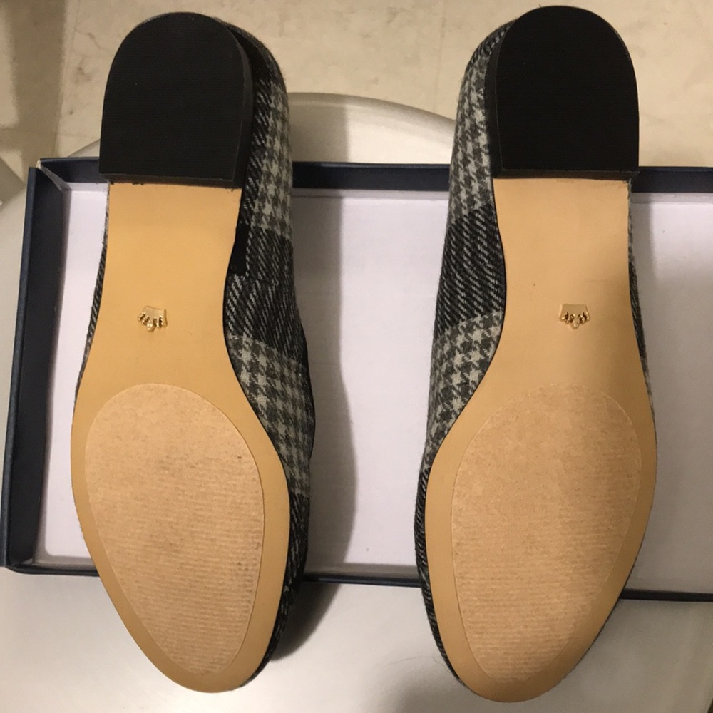 DEESIGNS by DEE OCLEPPO Crown plaid LOAFERS Size 7M. New in box. - Picture 8 of 10
